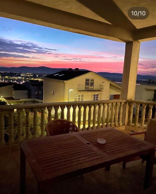Apartmani Nina Šibenik Exterior foto