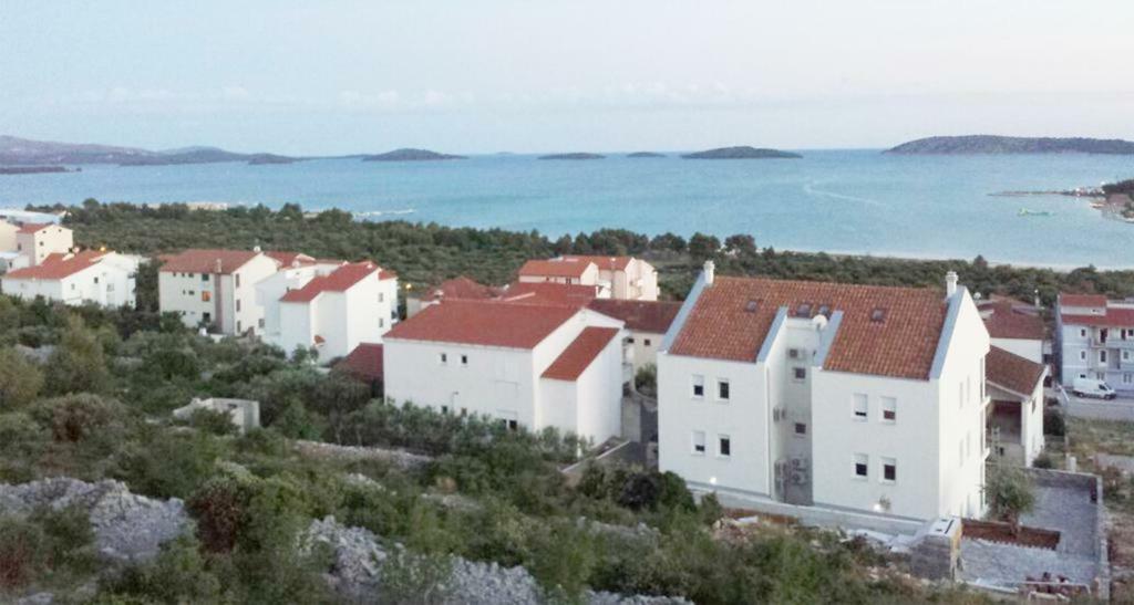 Apartmani Nina Šibenik Exterior foto