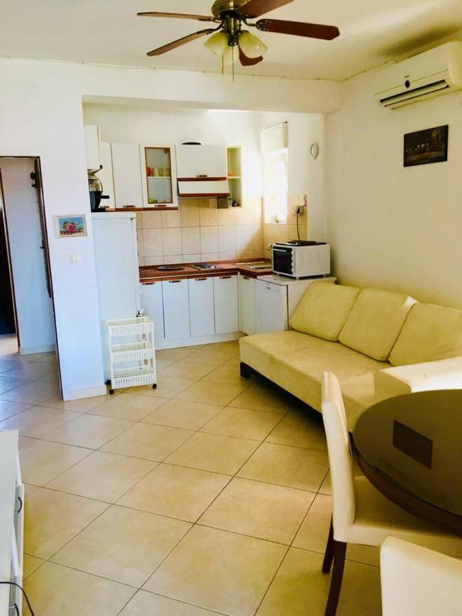Apartmani Nina Šibenik Exterior foto