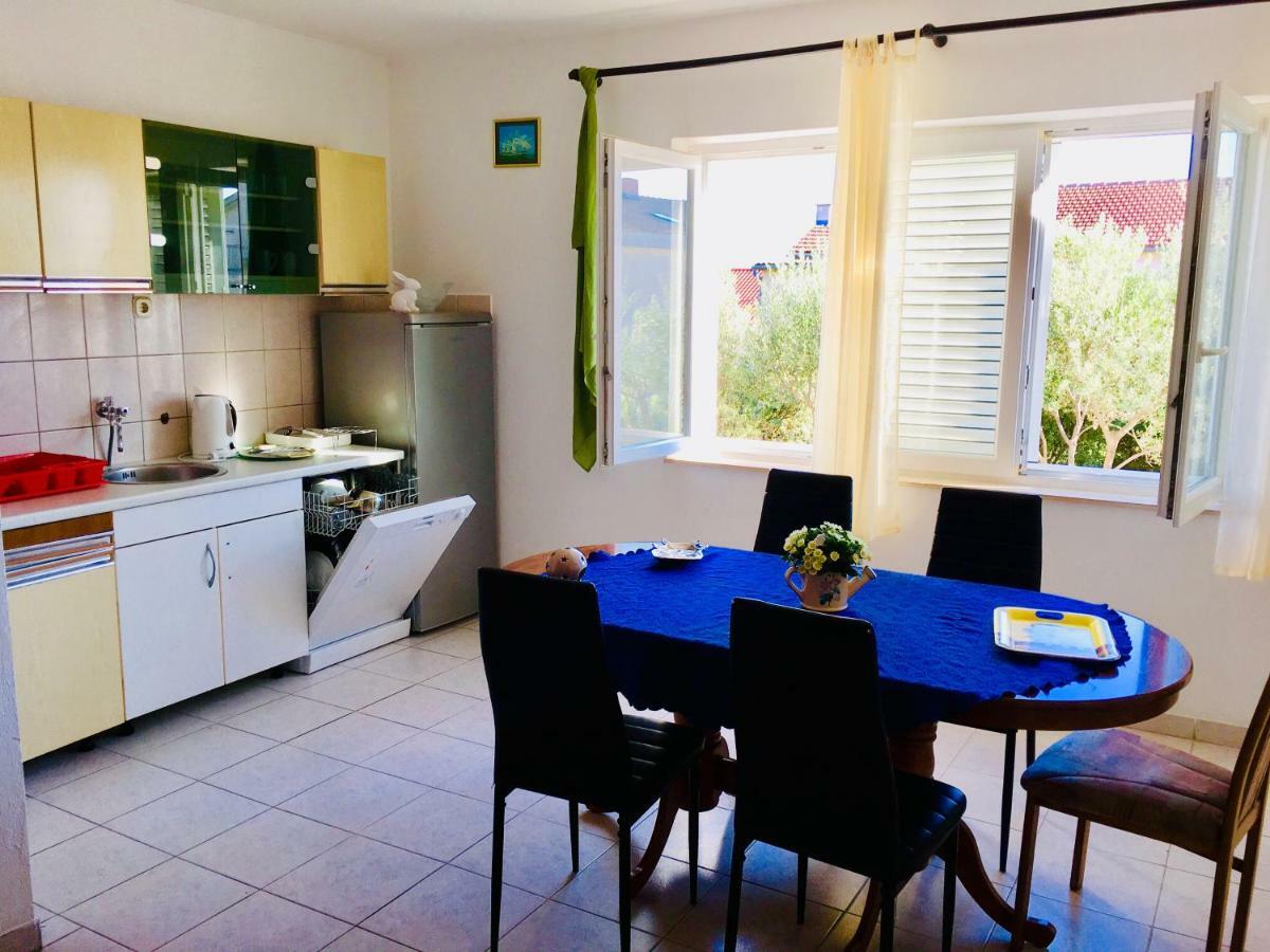 Apartmani Nina Šibenik Exterior foto