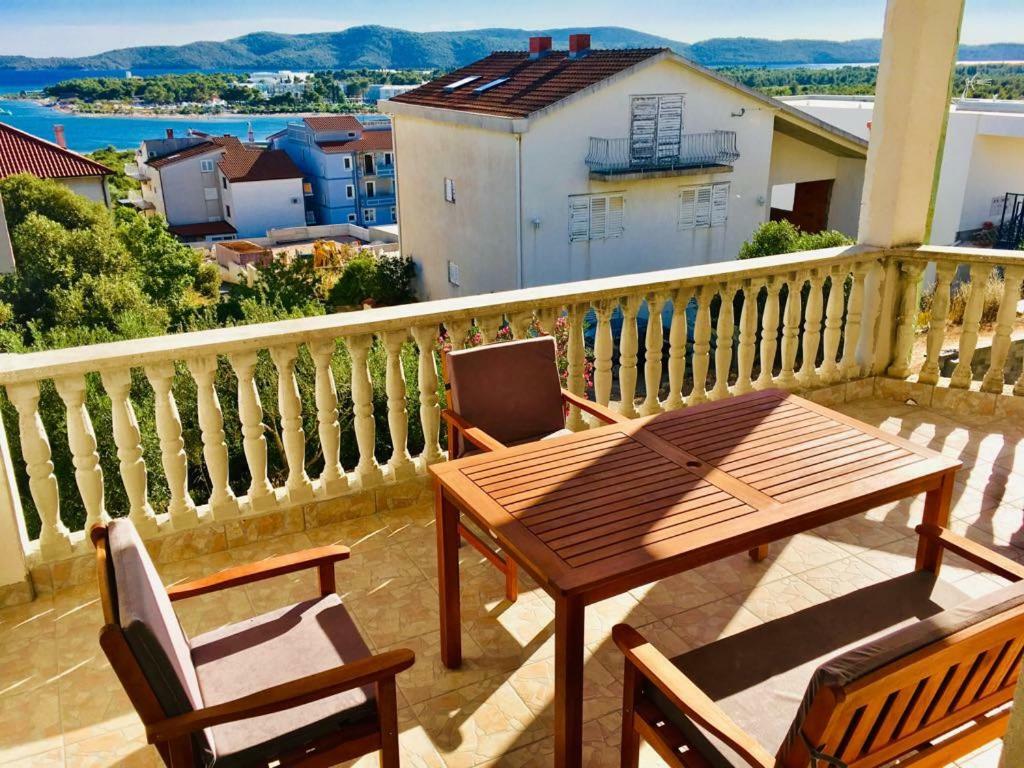 Apartmani Nina Šibenik Exterior foto