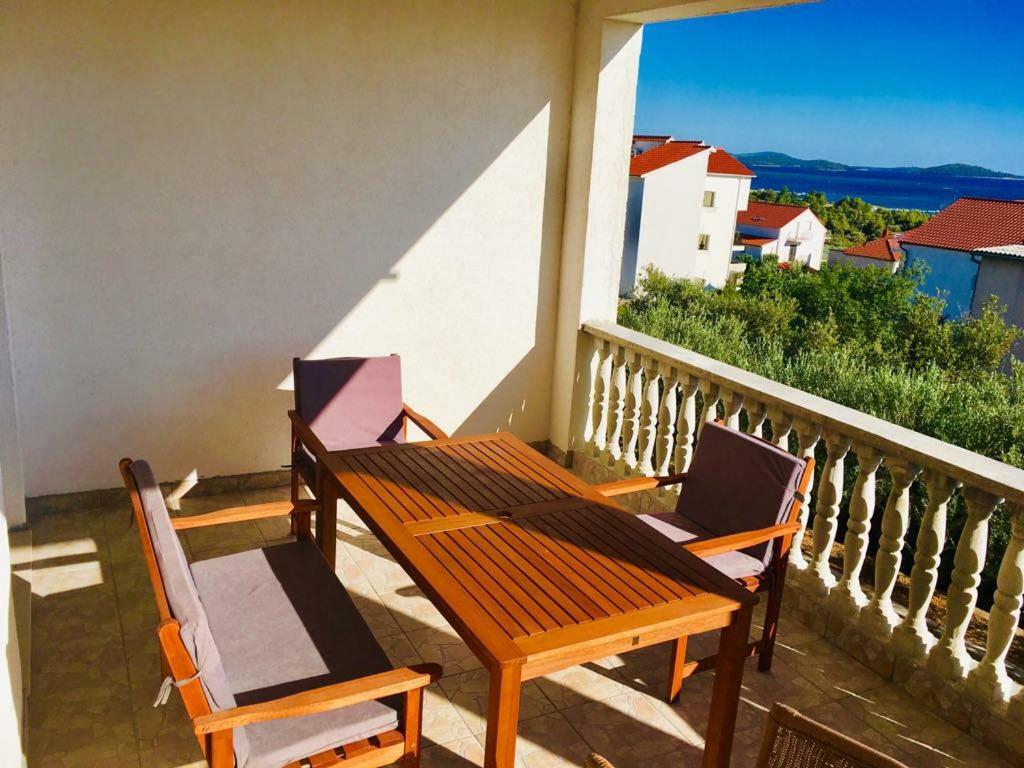 Apartmani Nina Šibenik Exterior foto